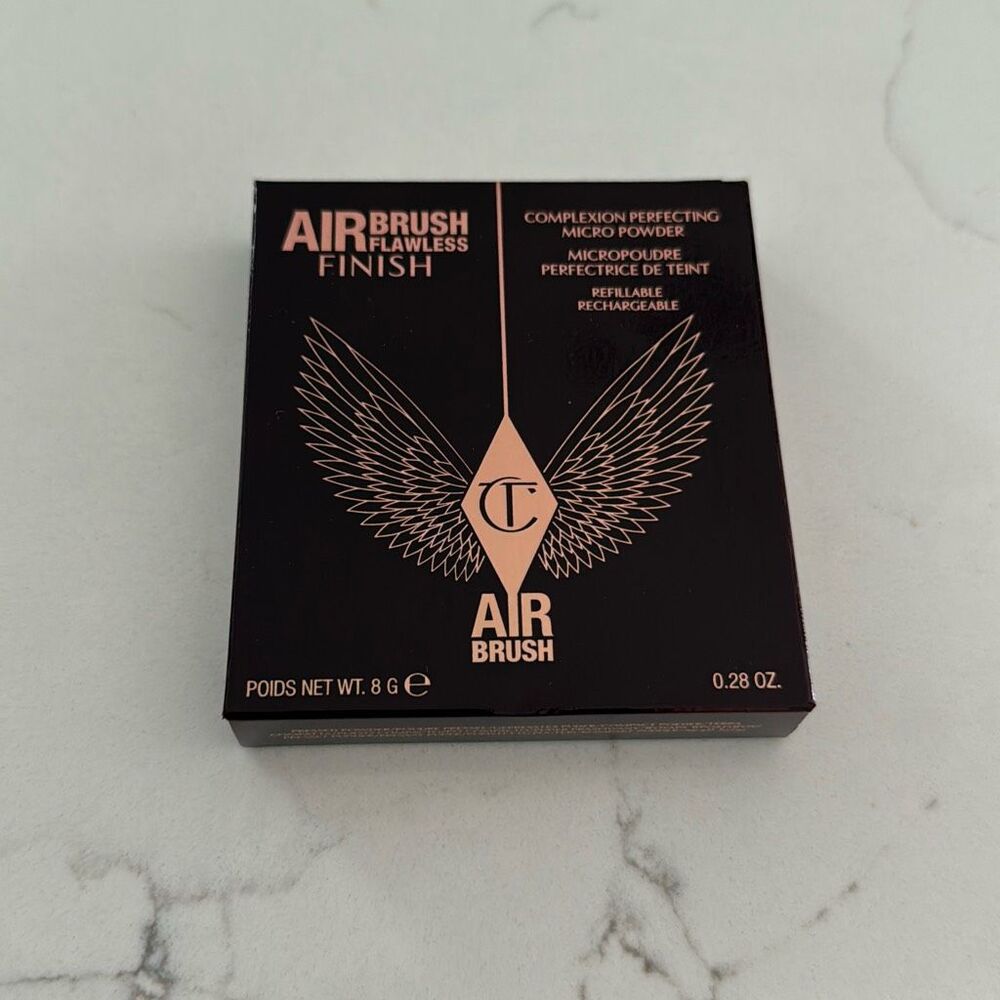 Charlotte Tilbury Airbrush Flawless Finish Refillable Setting Powder in 3 Tan - Picture 4 of 7